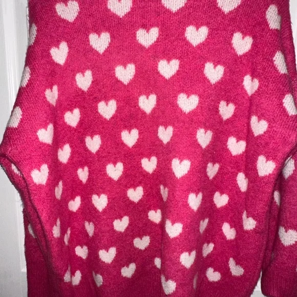 Vince Camuto - Pink Heart Sweater - Picture 3 of 3